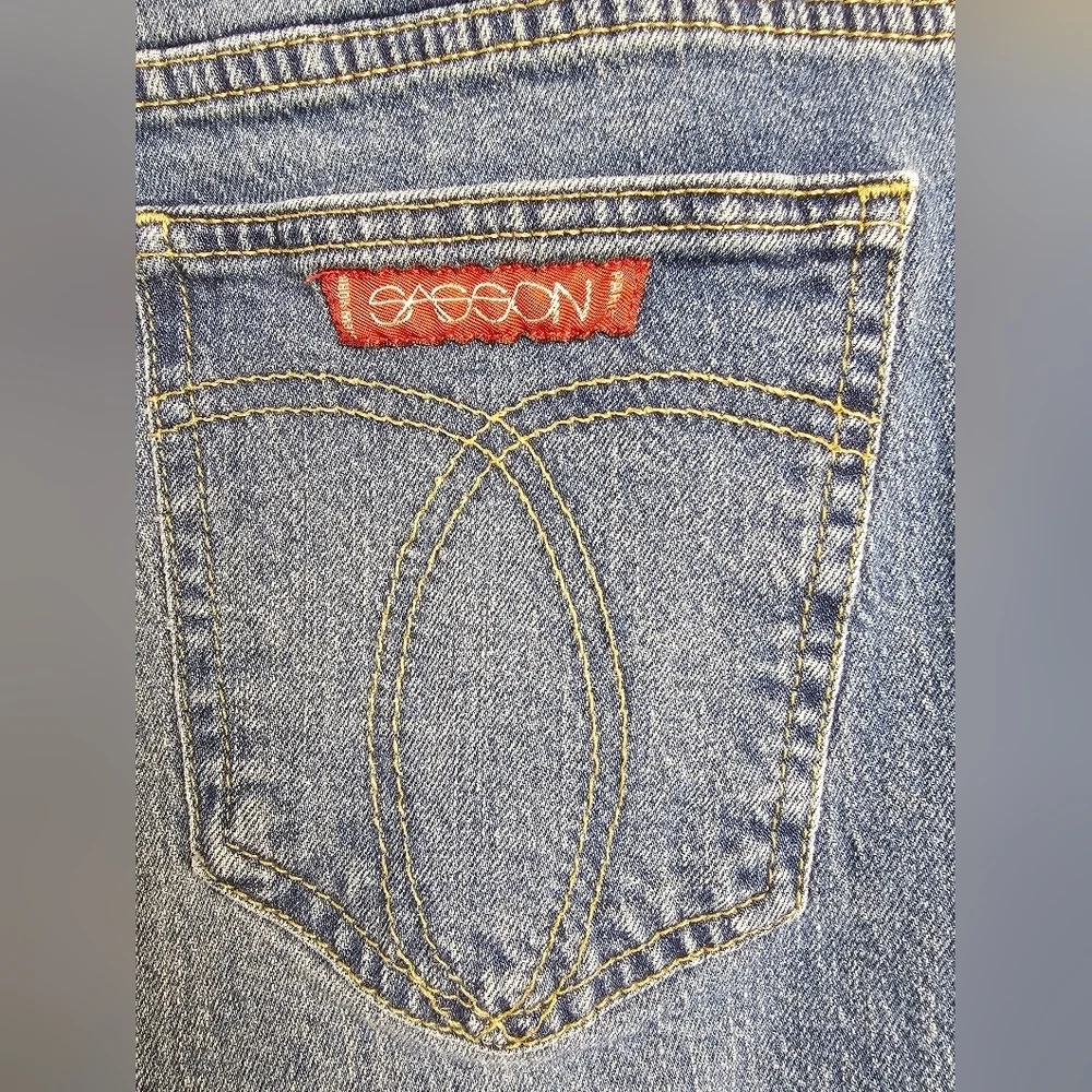 JOHNNY WAS Sancere Blue Straight Leg Jeans Medium Wash in the Size 33‎ - Picture 9 of 9